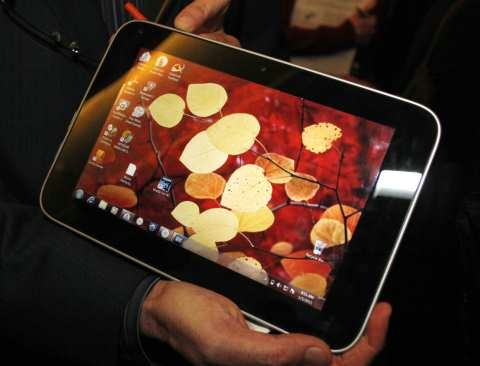 Tablet da Lenovo: um dos modelos com Windows 7 exibidos na CES